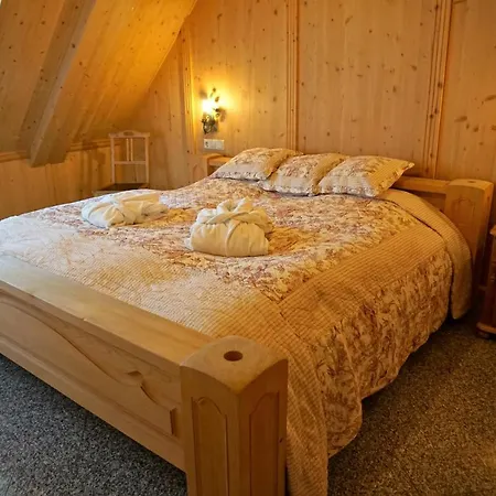 Gutshof Badhuetten Apartment Tettnang