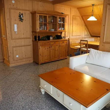 Gutshof Badhütten 4*